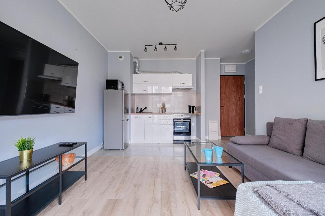 2Br Apt Strzelecka 24 With Balcony Daire Varşova Dış mekan fotoğraf