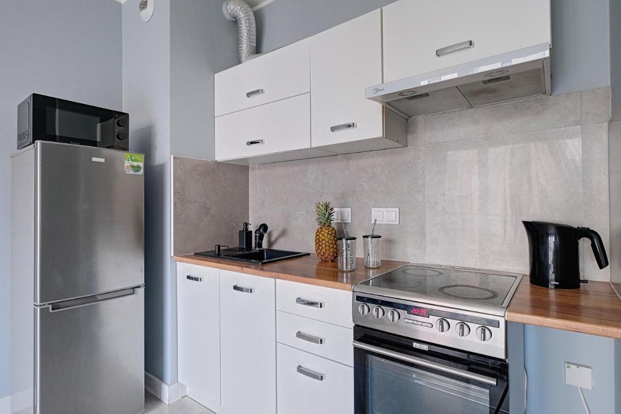 2Br Apt Strzelecka 24 With Balcony Daire Varşova Dış mekan fotoğraf